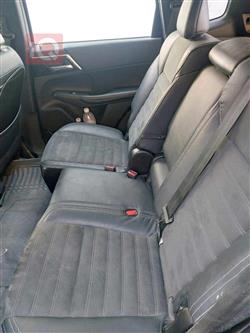 ميتسوبيشي اوتلاندر